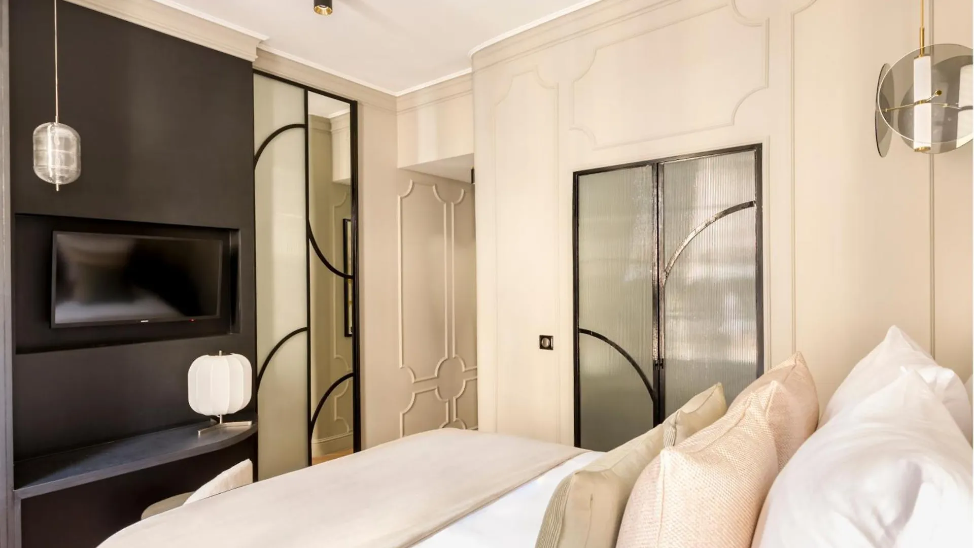 Merveil - Signature Suite - Marais - Montmartre Paris Apartment